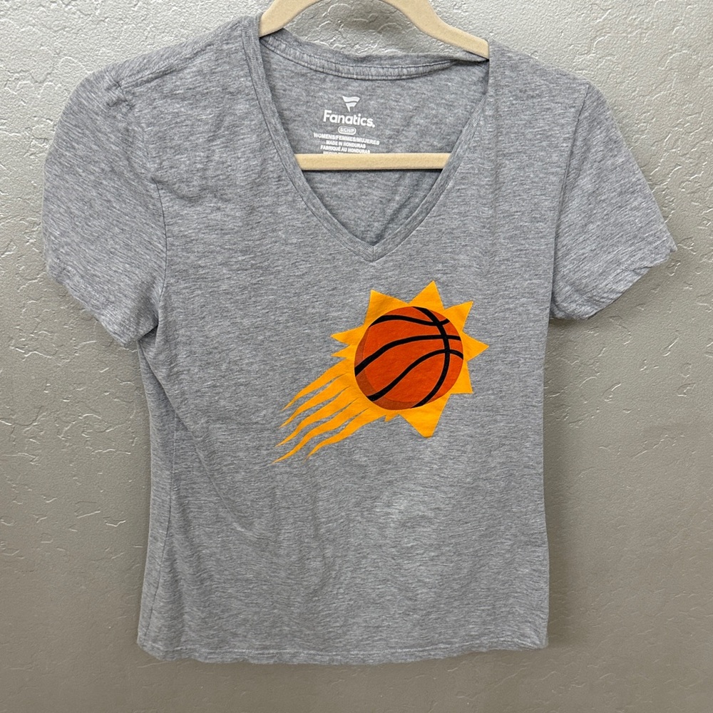 Fanatics Heather Gray Tee with Phoenix Suns Logo
